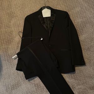 Kenneth Cole Black Tuxedo